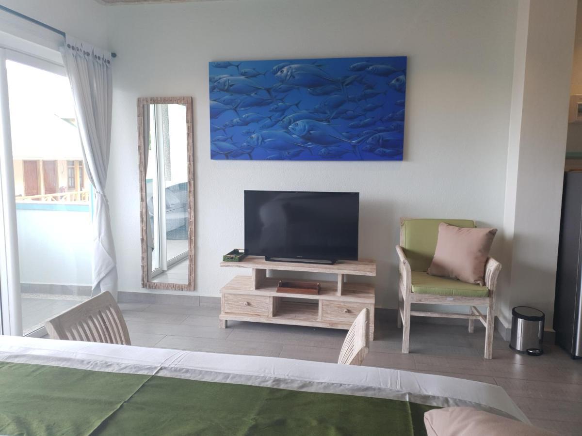 Bord Mer City Apartments La Digue Luaran gambar